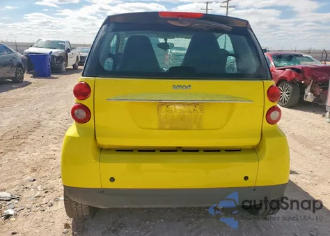2010 Smart Fortwo Pure z USA, uszkodzony, nr VIN WMEEJ3BA9AK365925
